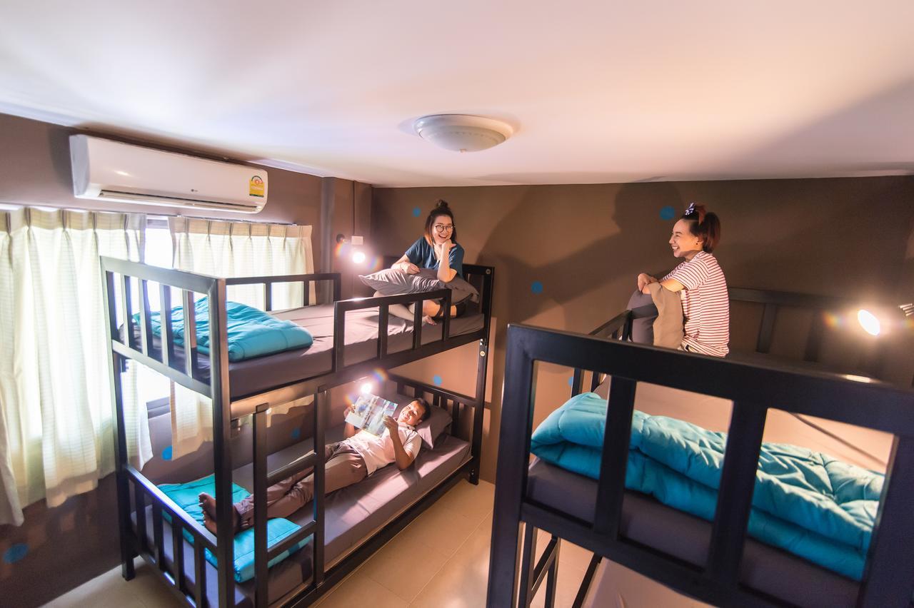 Full Stop. Hostel Patong Luaran gambar