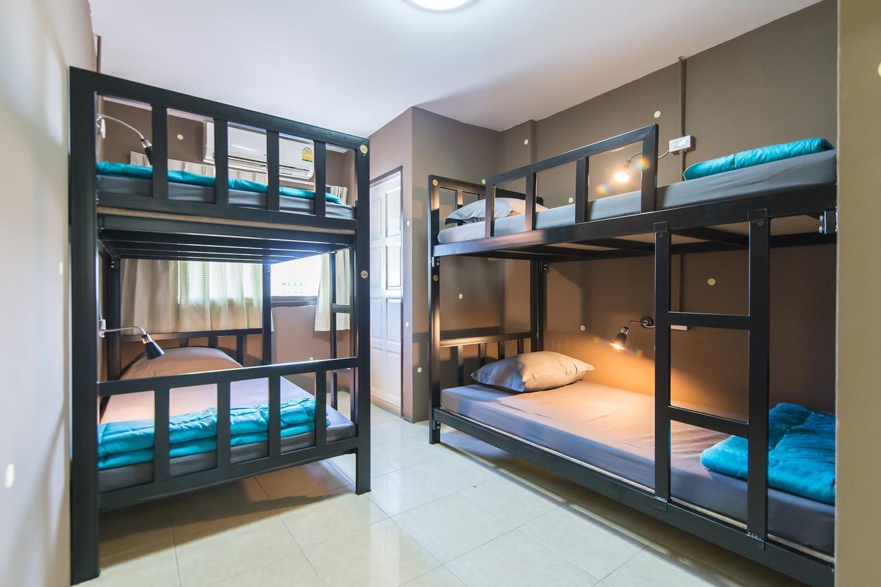 Full Stop. Hostel Patong Luaran gambar